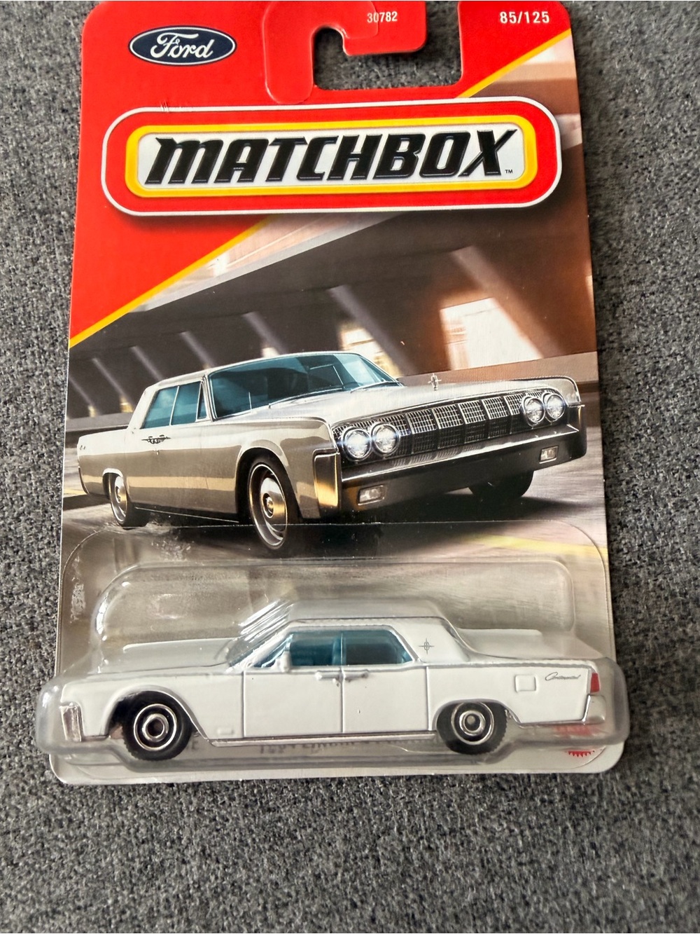 Matchbox 1964 Lincoln Continental in White with Teal Interior